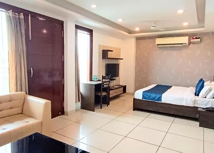 Queen Room